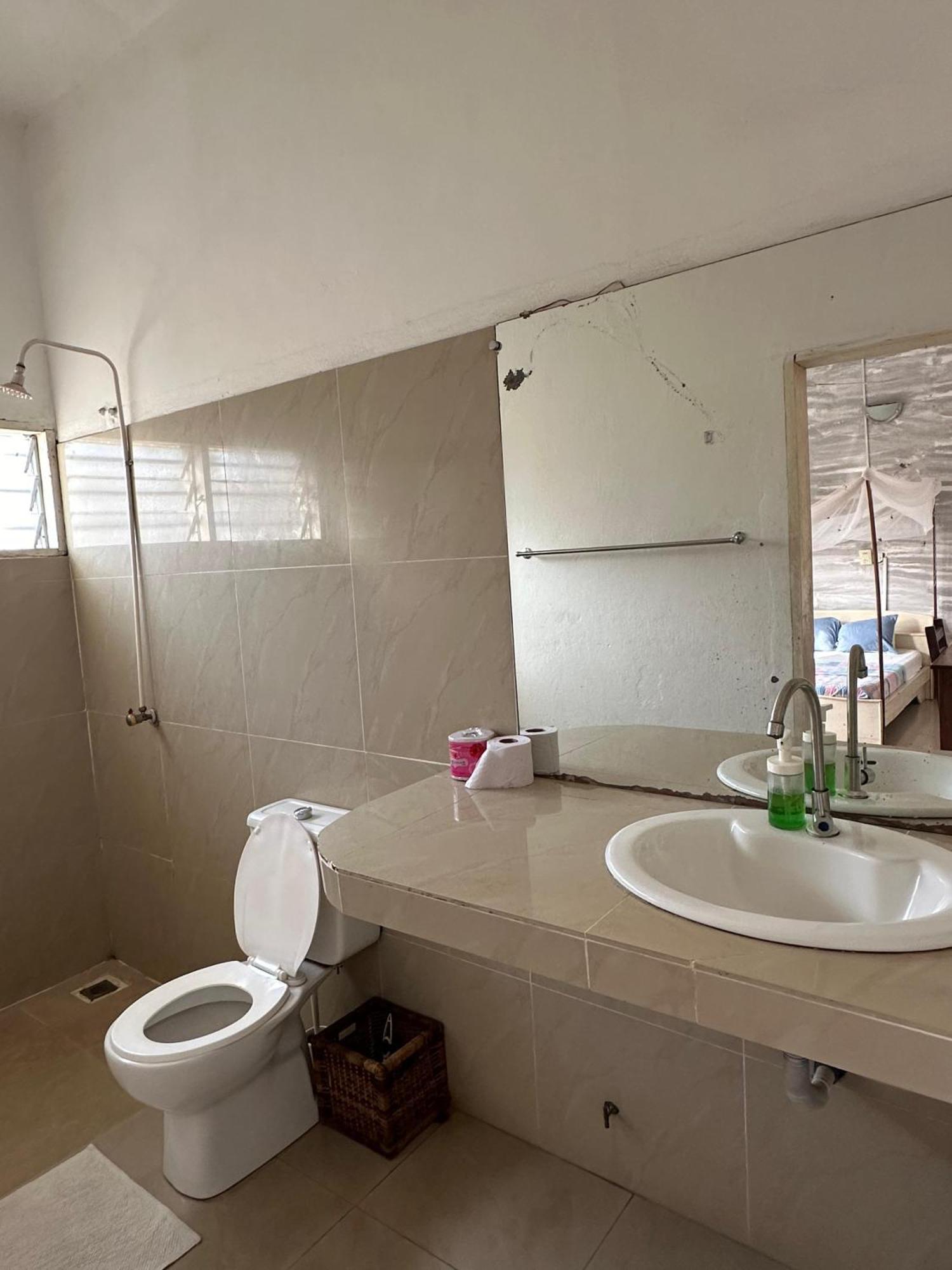 La Guesthouse Etoile Cotonou Ngoại thất bức ảnh
